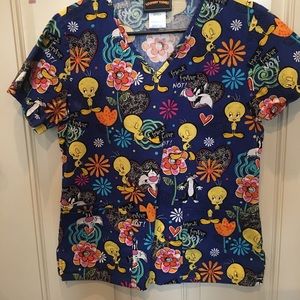 Women’s scrub top